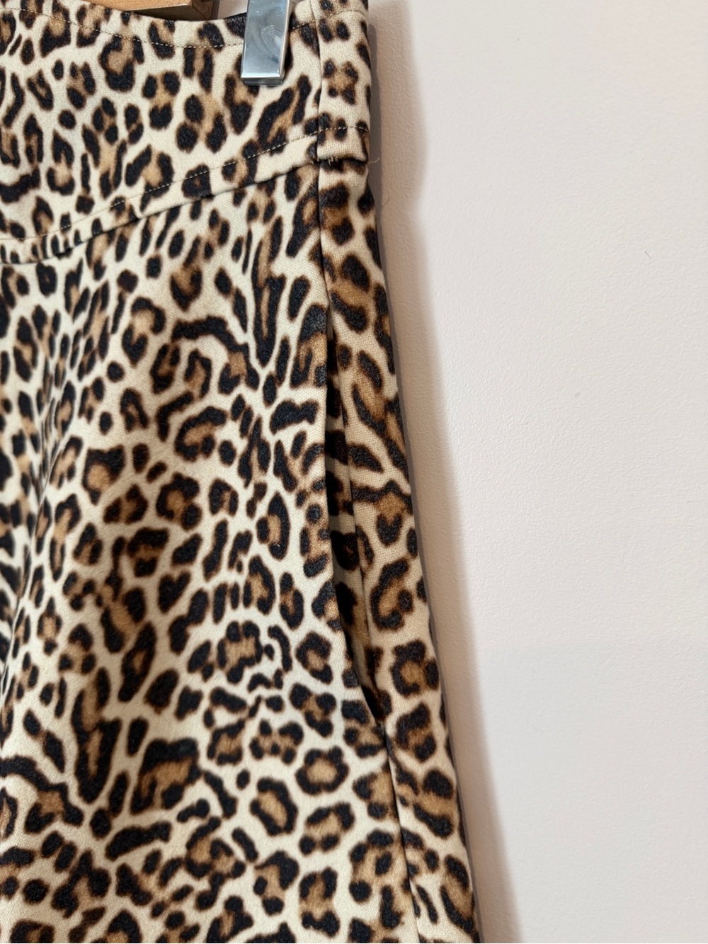 Carven Paris Leopard Print Felted Wool Mini Skirt EU 36 US 4 - Picture 4 of 10